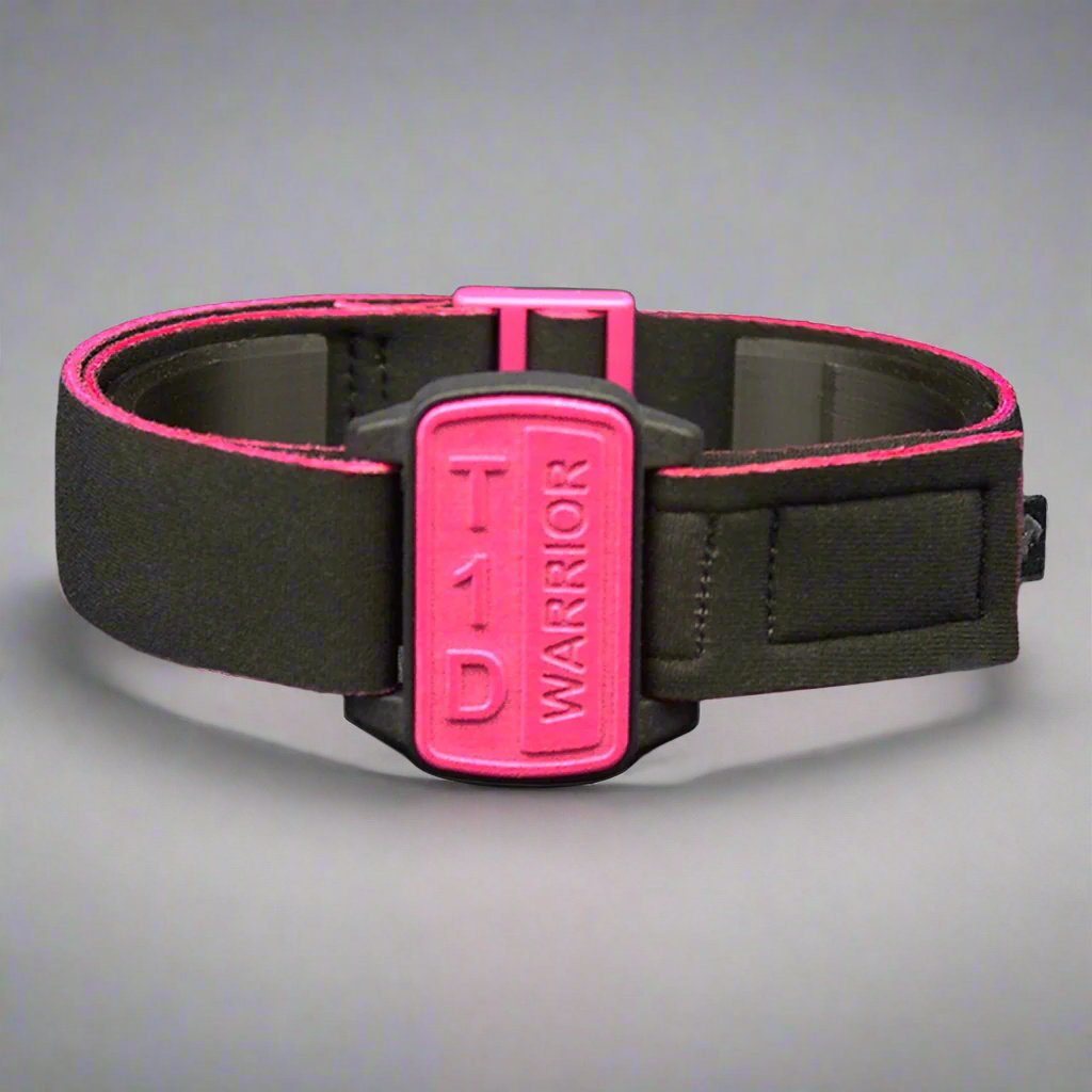 Dexband armband cover in magenta with motif T1D Warrior. Black strap edged in coordinating magenta.