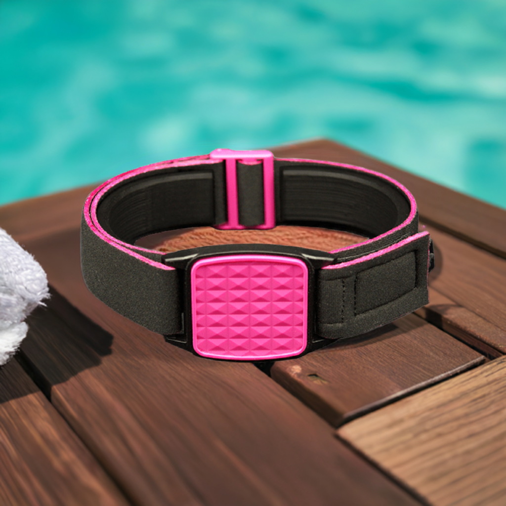 Freestyle Libre 2 CGM Sports &amp; Swim Armband - Magenta Pyramids Libreband